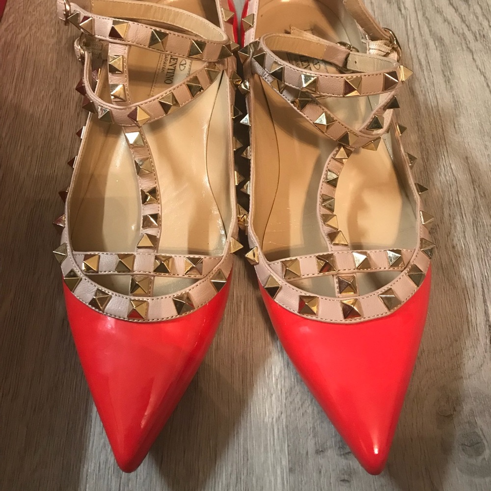Valentino flats